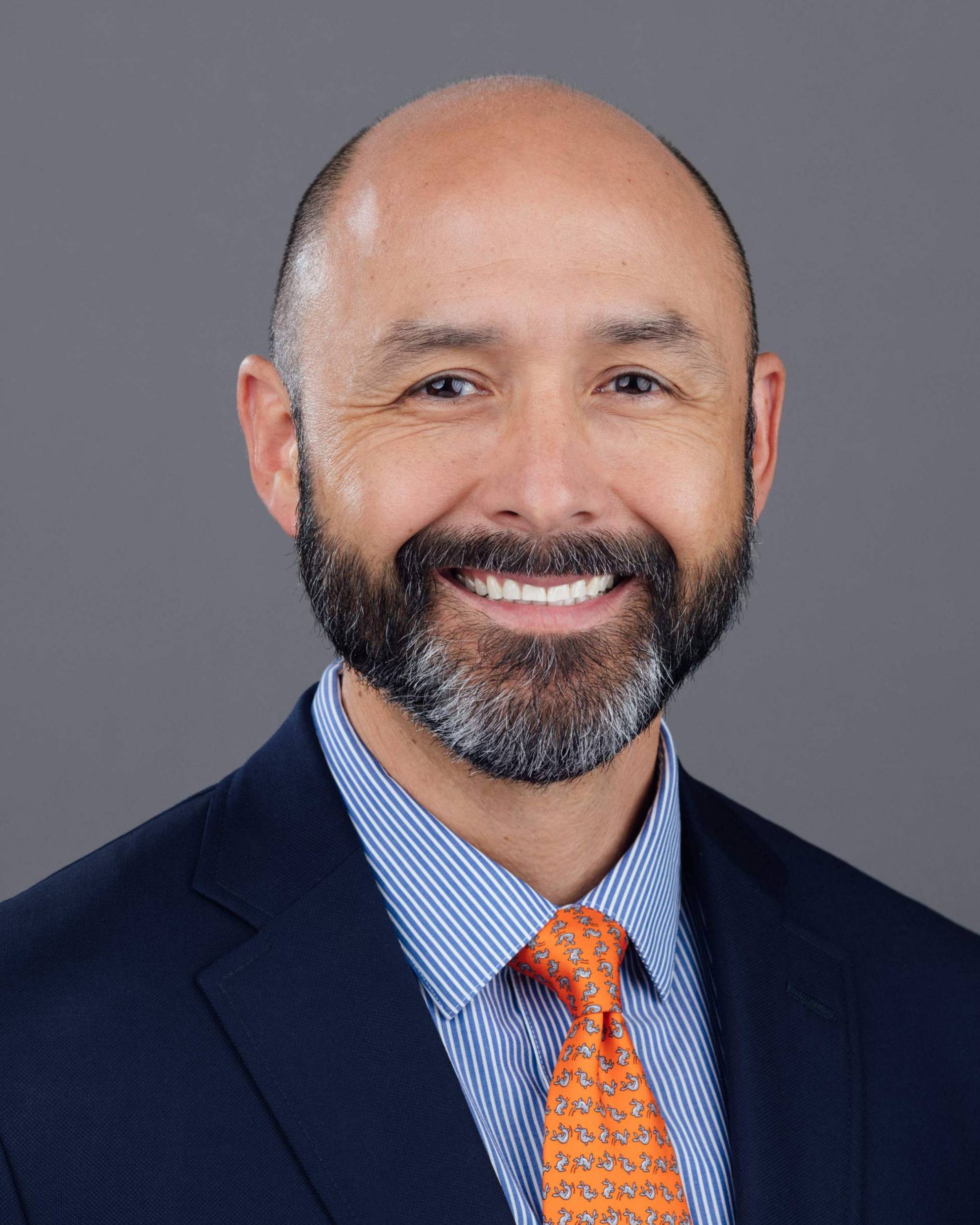 Dr. Gonzalez headshot